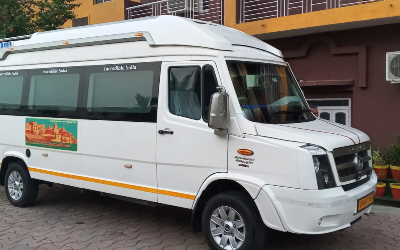 Tempo Traveller (20 Seater) available for rent in Varanasi